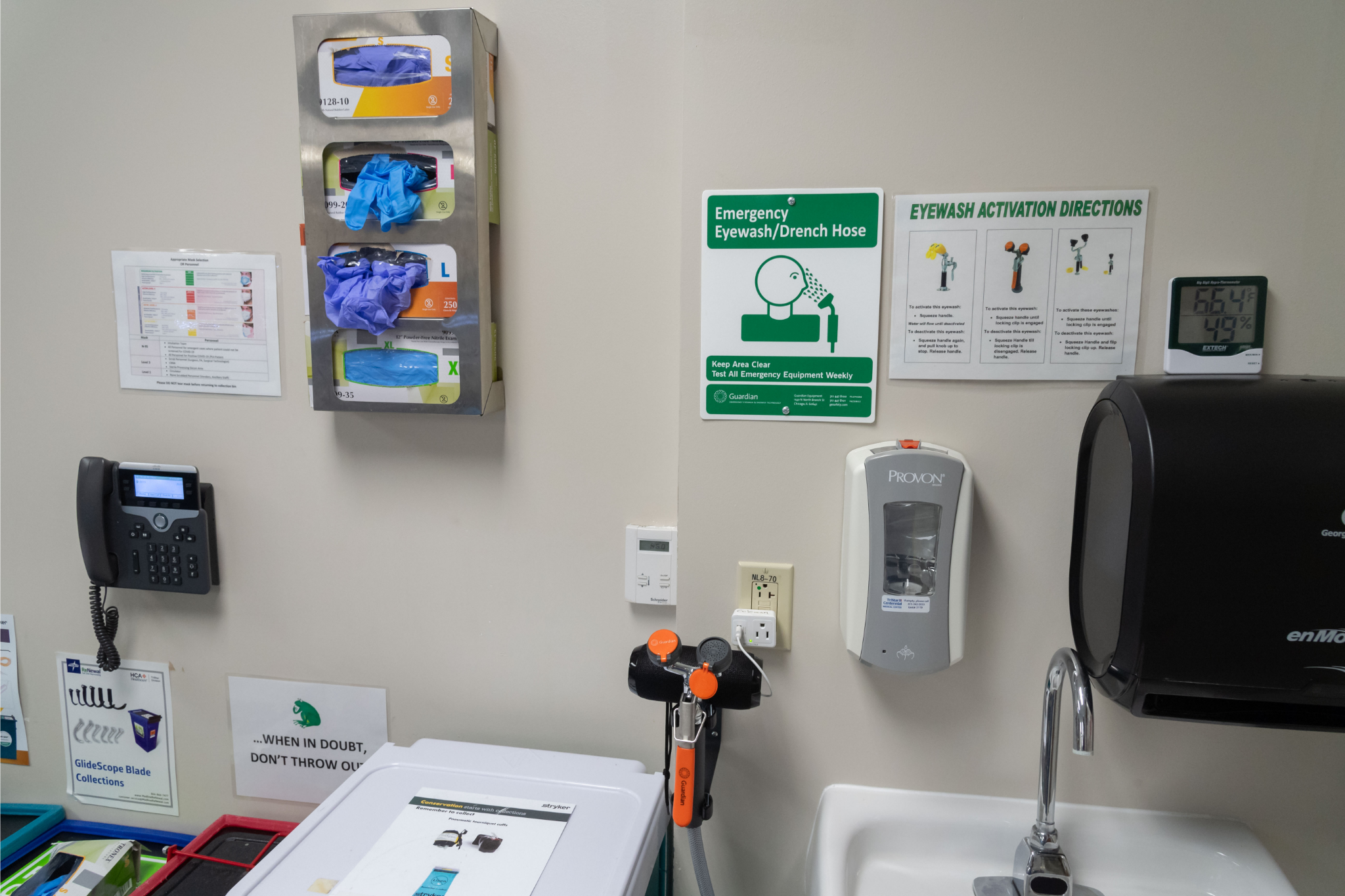 A room with several different types of items on the wall.
